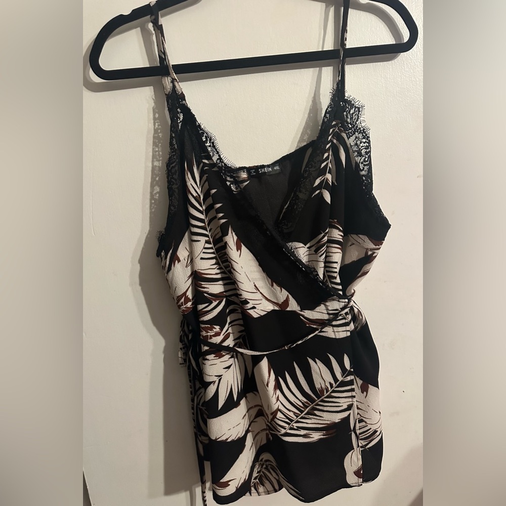 SHEIN Plus Surplice Wrap Knot Side Lace Trim Tropical Cami Top
